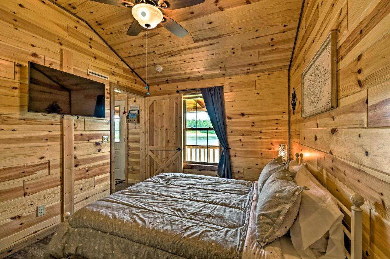 Cozy Lakefront Cabin With On-Site Waterfall And Hiking Villa Cub Run Kültér fotó