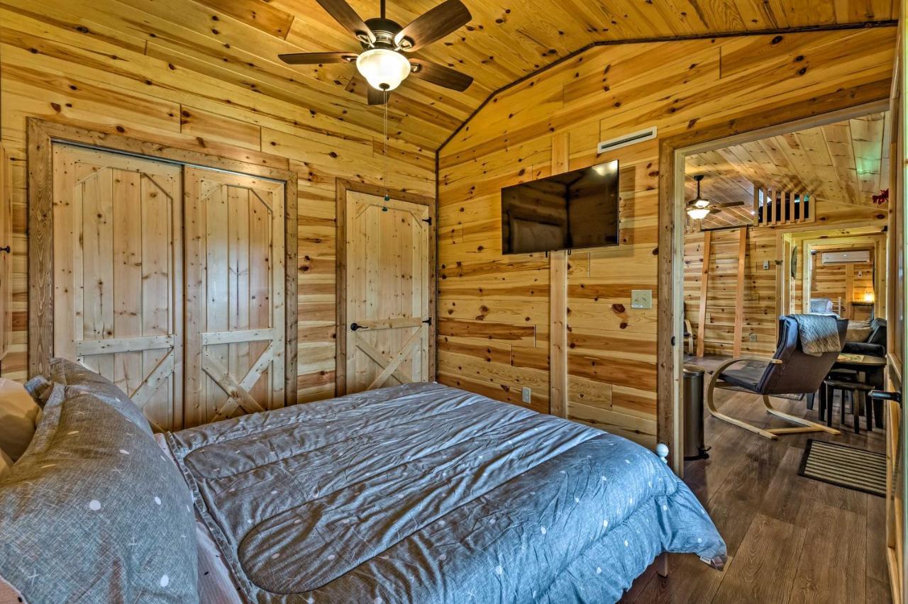 Cozy Lakefront Cabin With On-Site Waterfall And Hiking Villa Cub Run Kültér fotó