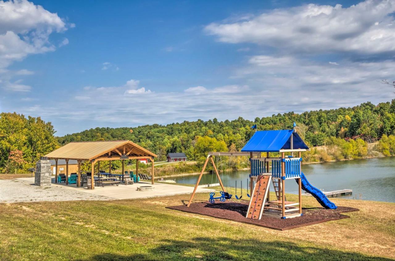 Cozy Lakefront Cabin With On-Site Waterfall And Hiking Villa Cub Run Kültér fotó